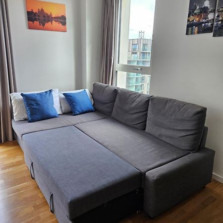 Lovely 2 Bedroom Flat With Balcony In Stratford Londres Exterior foto